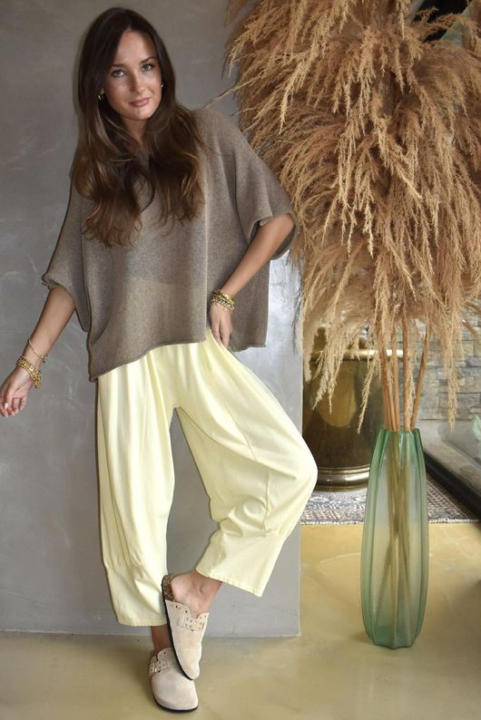 Jo Jo Quirky Classic Barrel Pant Lemon